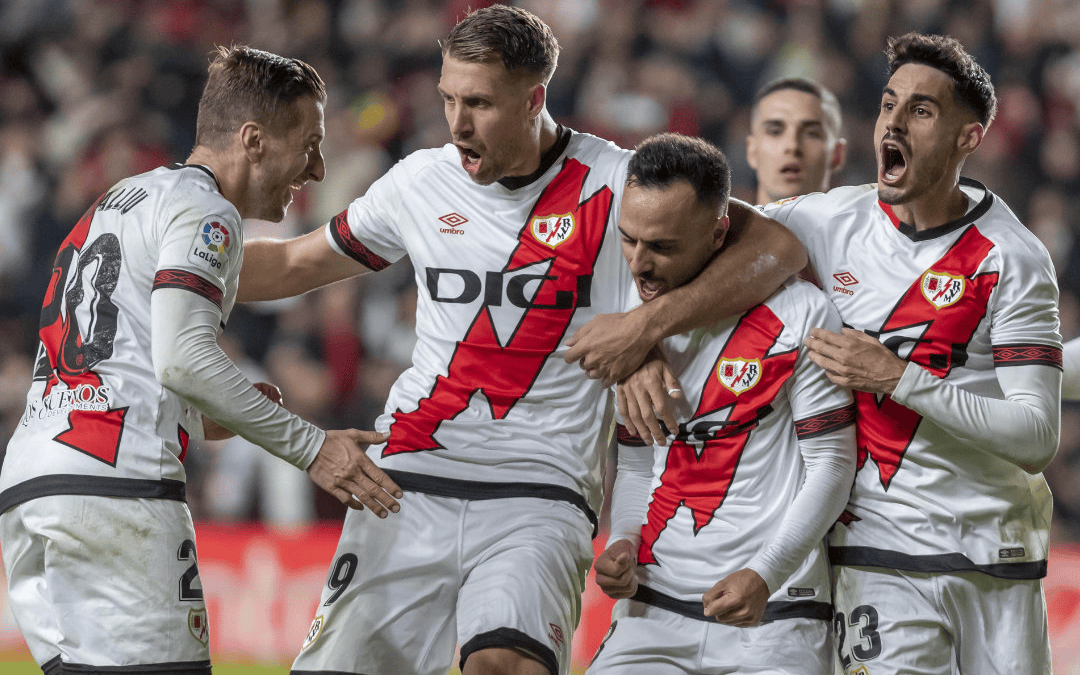 包含赛前巴塞罗那备战足总杯，刷新队史纪录细节曝光，悬念犹存，团队化学反应显著的词条-体育赛事